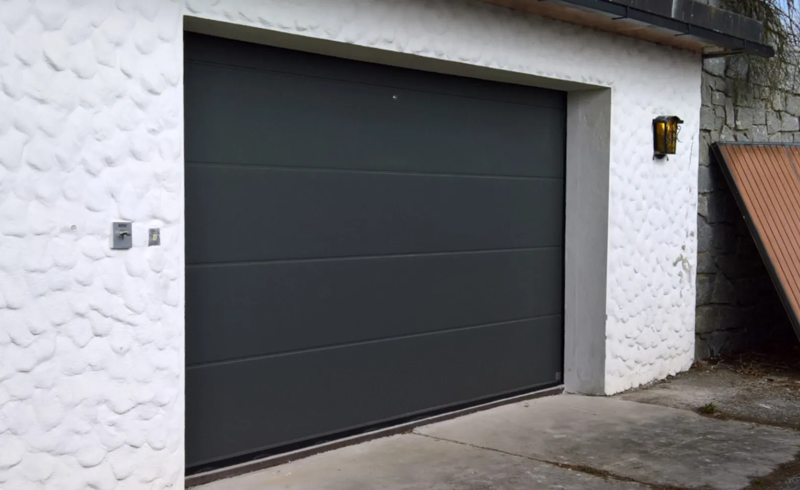 Weglehner Dark Garage Door