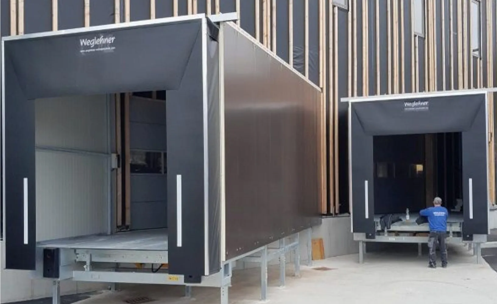 News - News – Final Vestibule Dock Shelter – Weglehner Ges.m.b.H.
